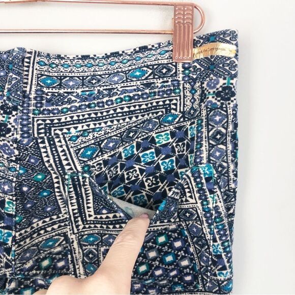 ANTHROPOLOGIE | PILCRO Patchwork Bandana Print Corduroy Pants Women’s Size 27 - Picture 10 of 13